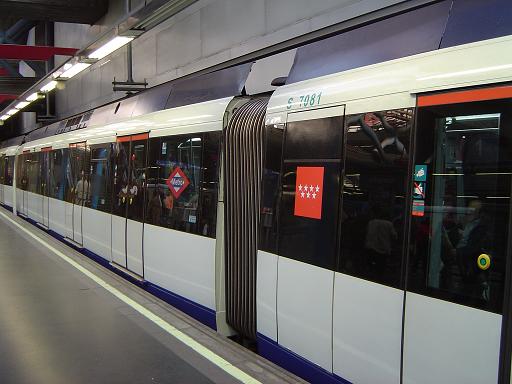 metro-madrid-convoglio.jpg