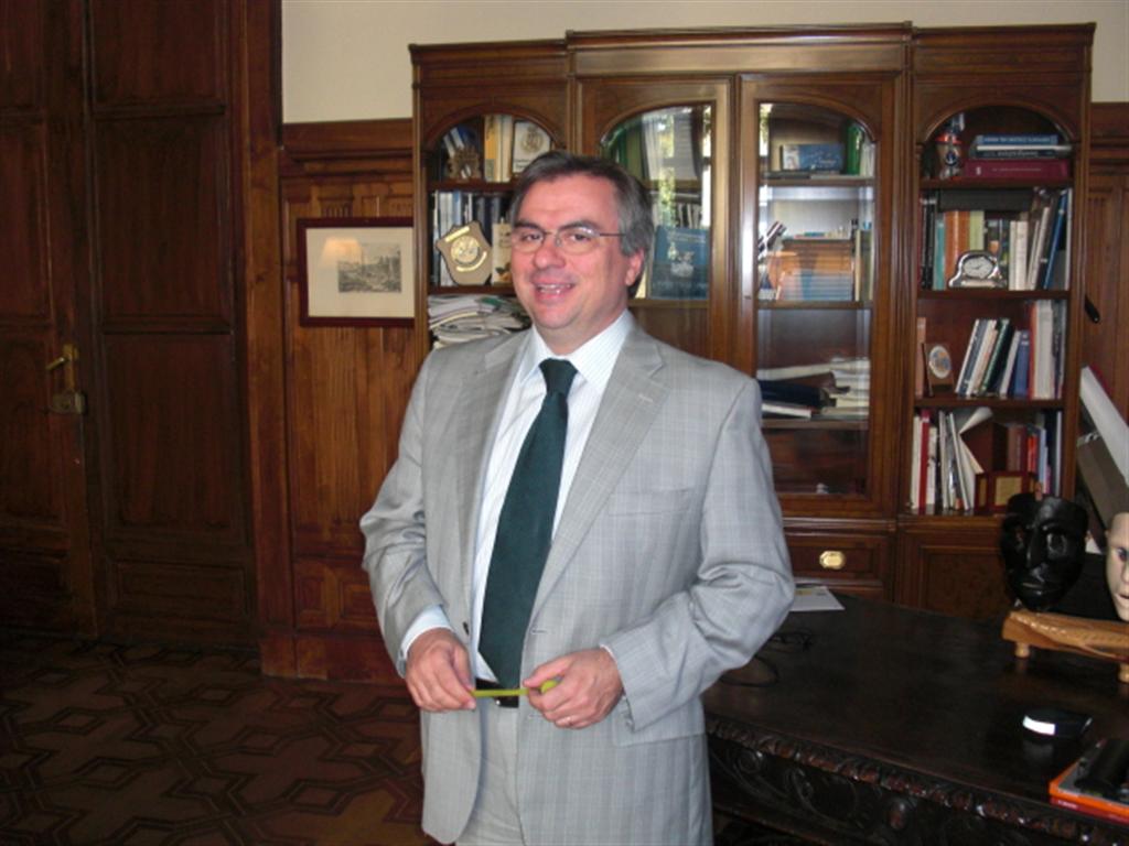  Saluto del Console generale d'Italia a Madrid, Sergio Barbanti, agli utenti del blog Viaggi Madrid, con consigli su Madrid