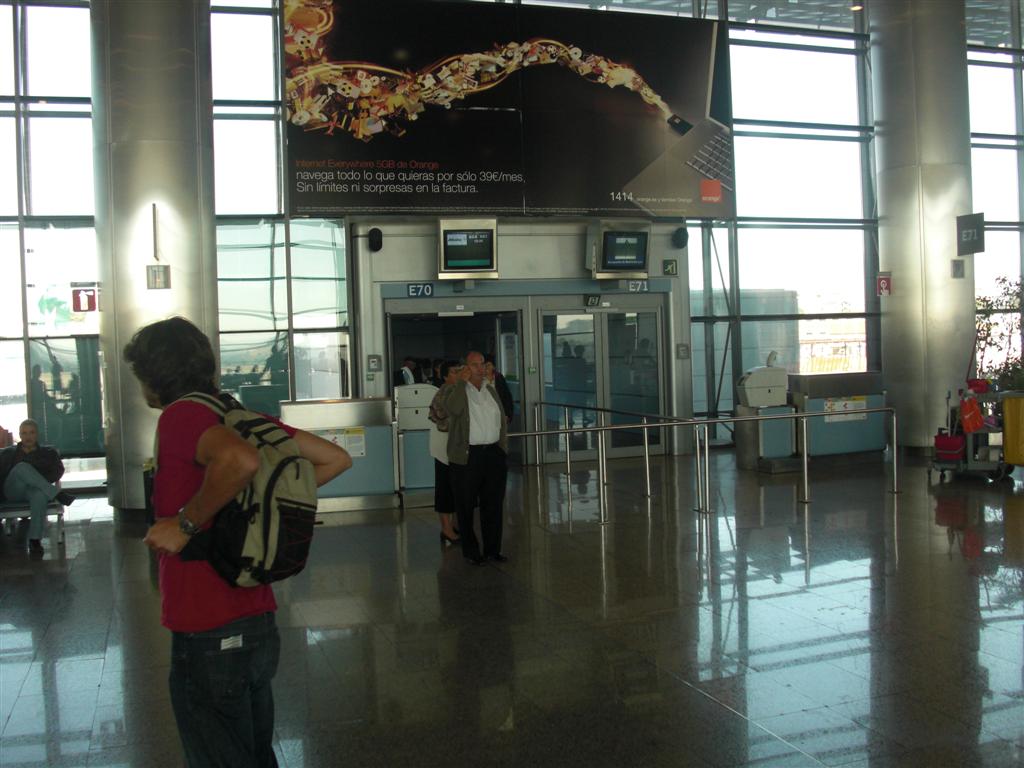 vista-uscita-dal-finger-Alitalia