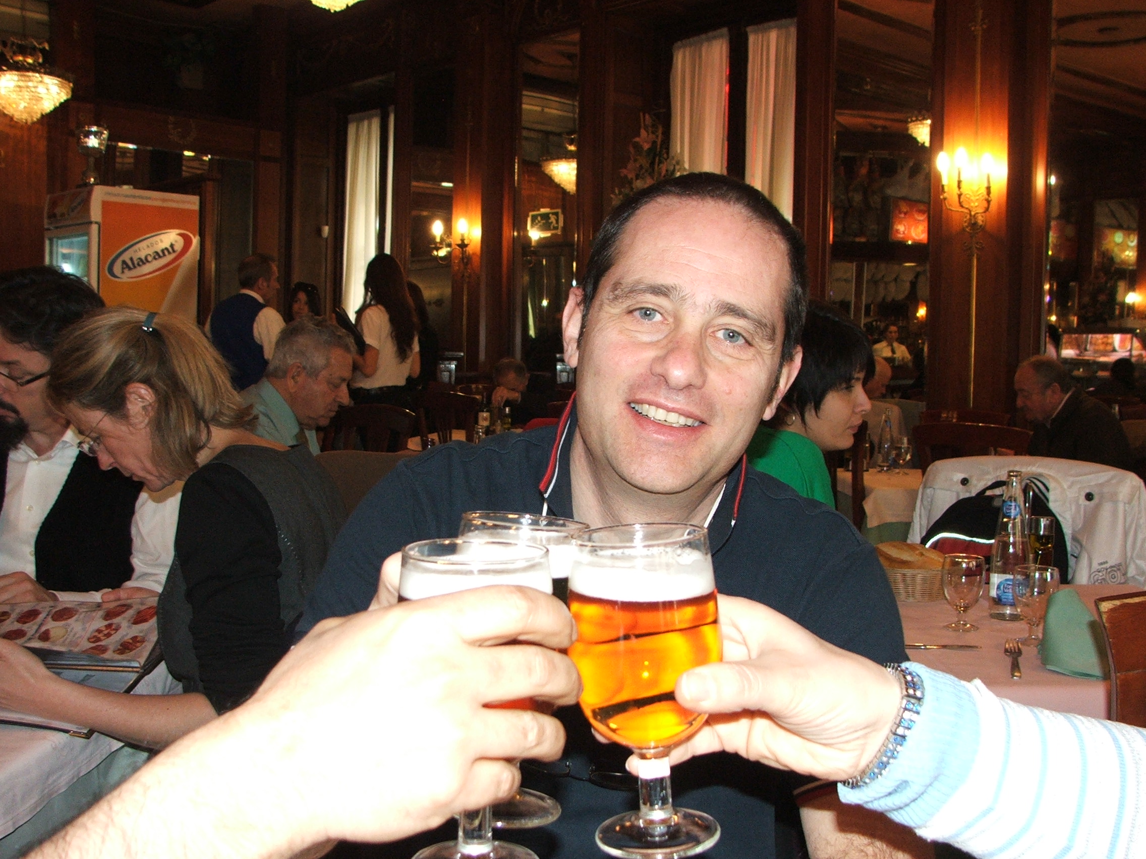 Antonio a Madrid Antonio a Madrid