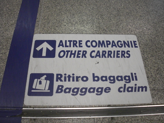 Ritiro Bagagli Aeroporto Roma Fiumicino altre compagnie non Alitalia Ritiro Bagagli Aeroporto Roma Fiumicino altre compagnie non Alitalia