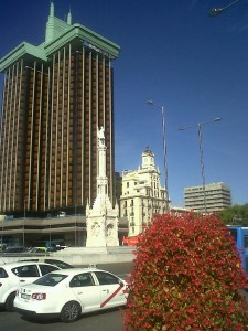 Monumento a Colòn 2